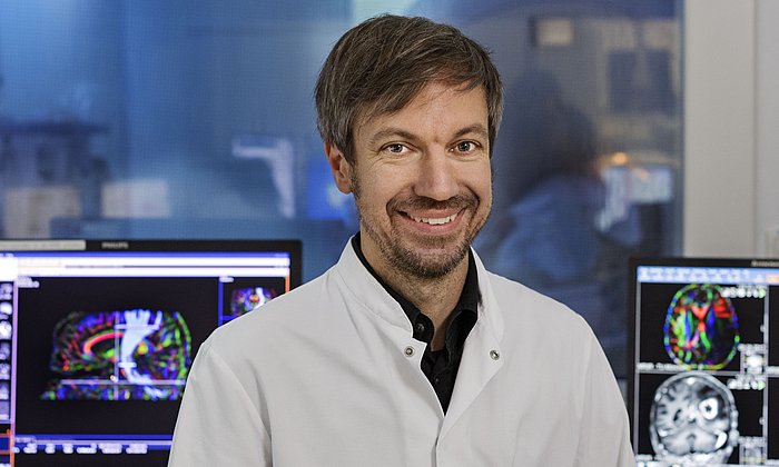 Professor Jan Kirschke in his lab.