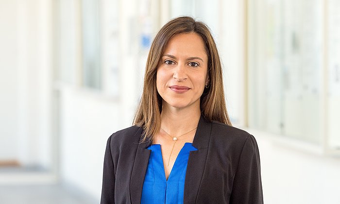 Prof. Carina Baer de Oliveira Mann