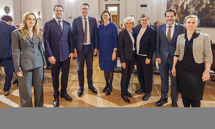 State Parliament President Ilse Aigner hosted the ceremony marking 75 years of HfP. 