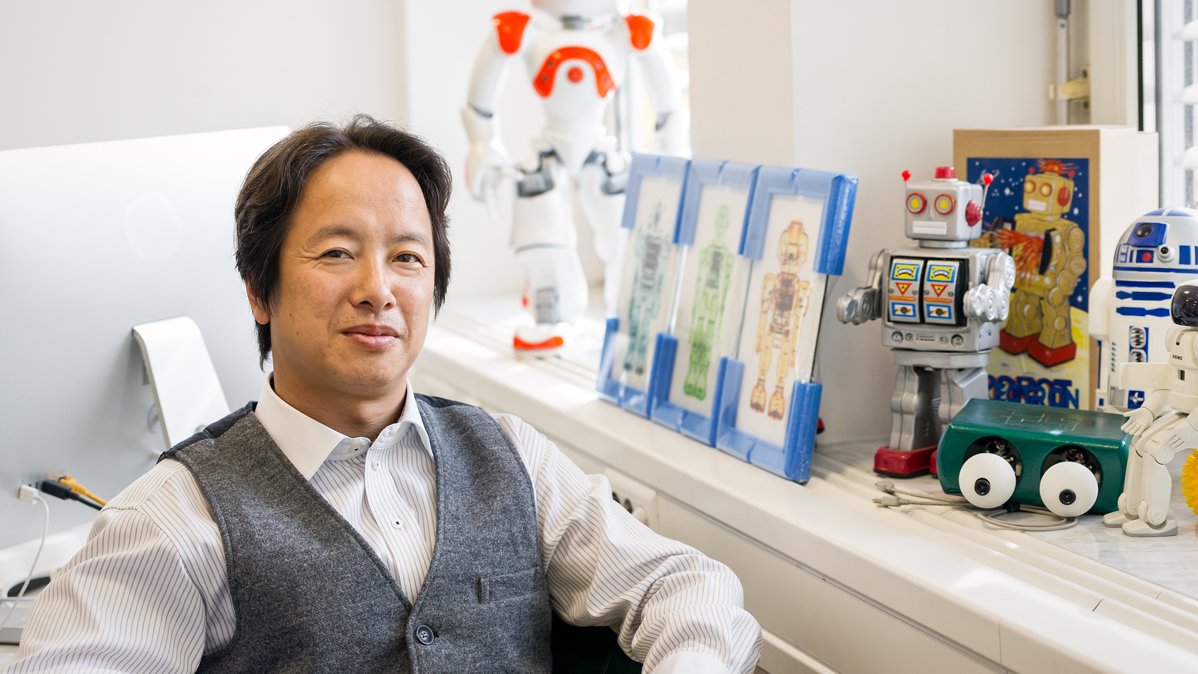 Prof. Gordon Cheng.