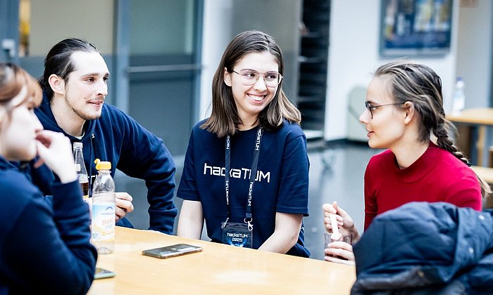 Studierende beim HackaTUM.