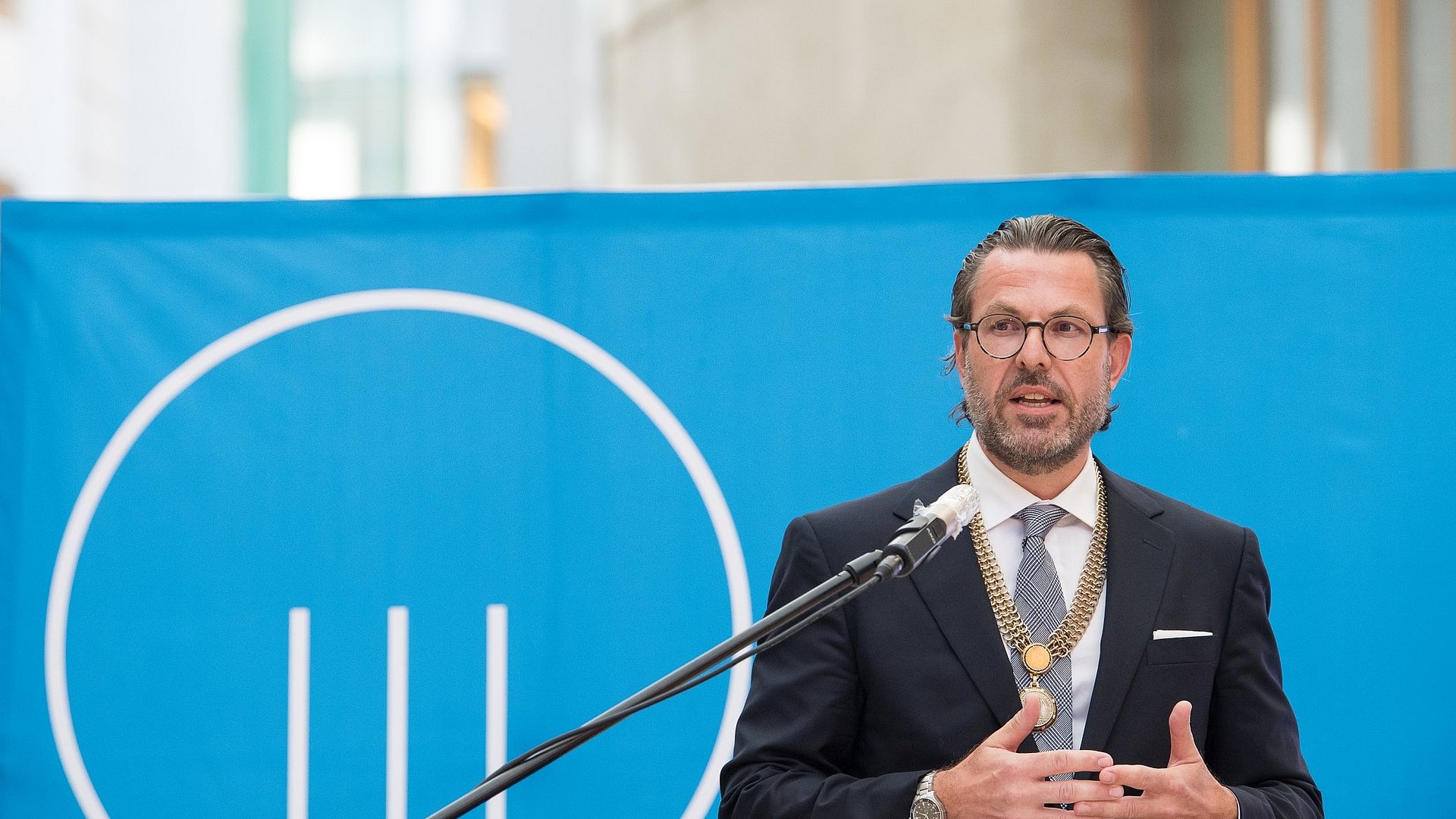 Urs Gasser during a speech.