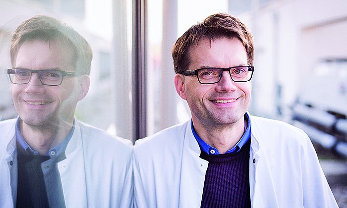 Prof. Thomas Korn investigates the role of B cells during Multiple Sclerosis. (Image: M. Jooss / TUM)